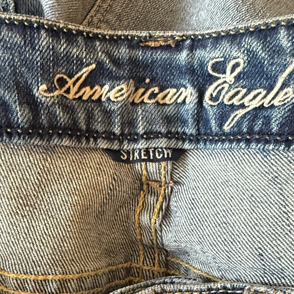 American Eagle Classic Blue Women's Jeans - Picture 7 of 8